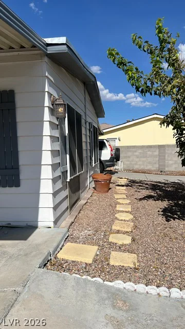 312 Sir Jeffery, Las Vegas, NV 89110