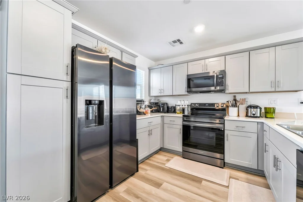 2775 Atomic Tangerine, Las Vegas, NV 89183