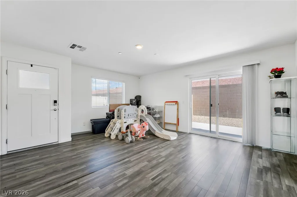 2775 Atomic Tangerine, Las Vegas, NV 89183