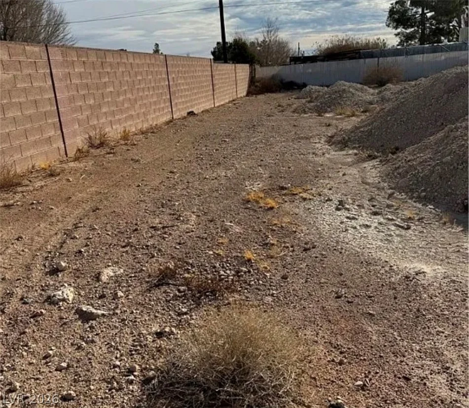 6520 W El Campo Grande Ave, Las Vegas, NV 89130