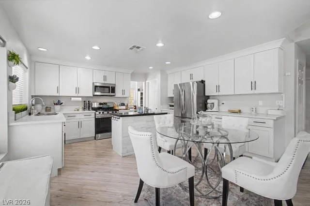 8421 Mount Nido, Las Vegas, NV 89147