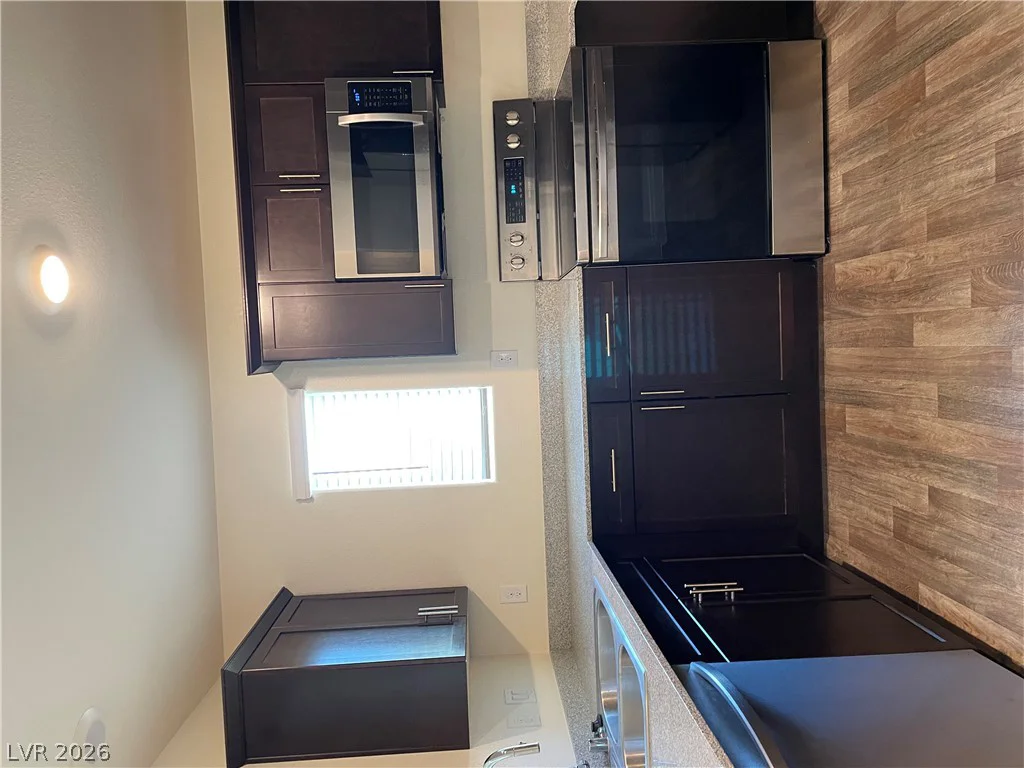 2628 Canary Yellow, North Las Vegas, NV 89086