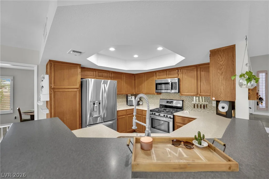 2936 Pleasant Lake, Las Vegas, NV 89117