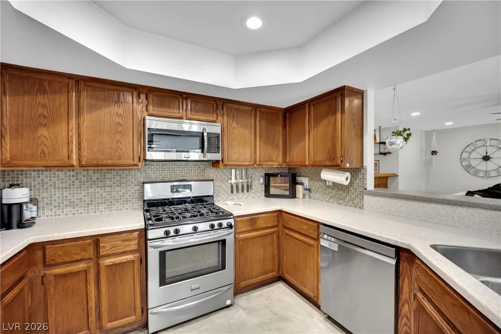 2936 Pleasant Lake, Las Vegas, NV 89117