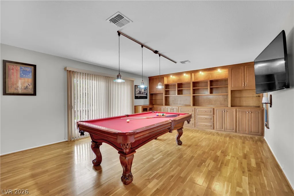 2936 Pleasant Lake, Las Vegas, NV 89117
