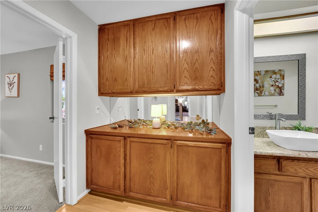 2936 Pleasant Lake, Las Vegas, NV 89117