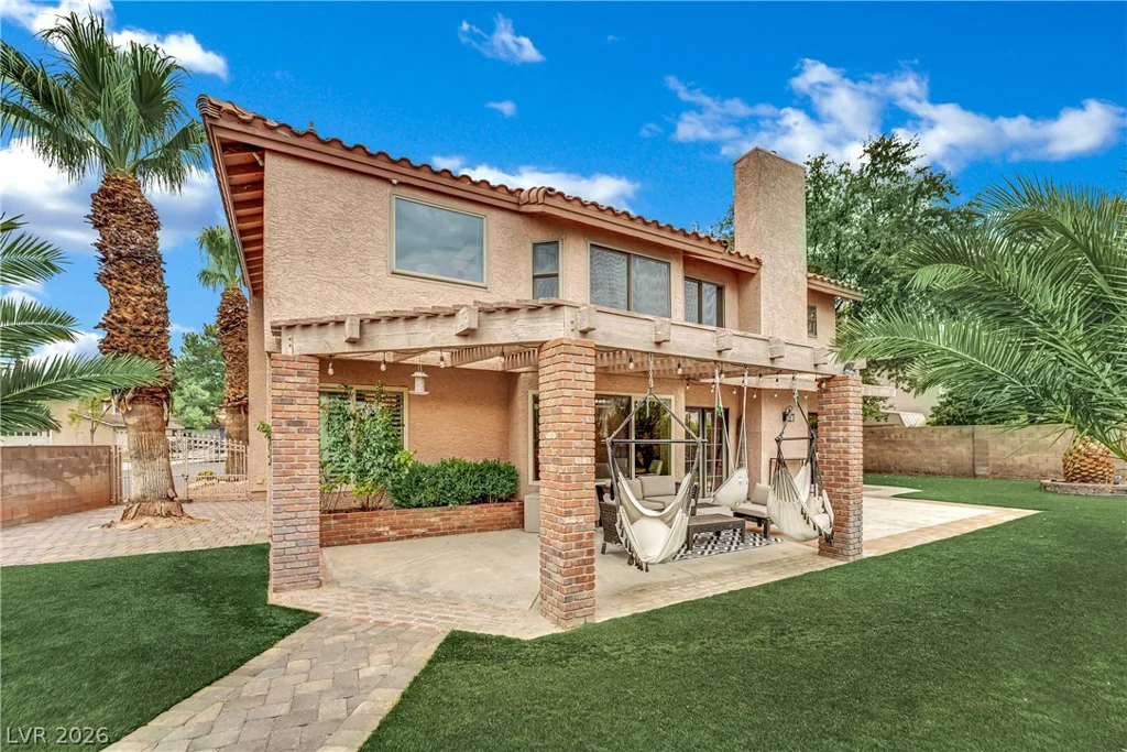 2936 Pleasant Lake, Las Vegas, NV 89117