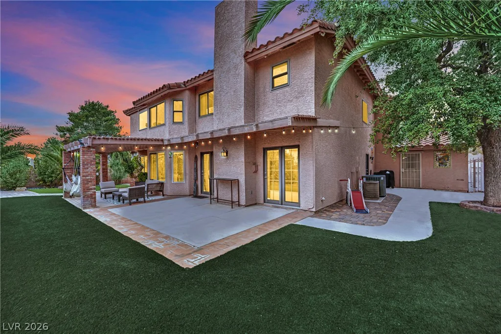 2936 Pleasant Lake, Las Vegas, NV 89117