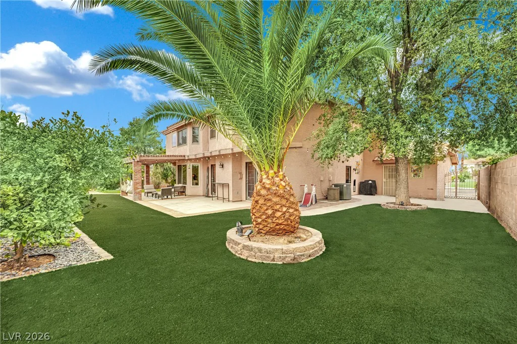 2936 Pleasant Lake, Las Vegas, NV 89117