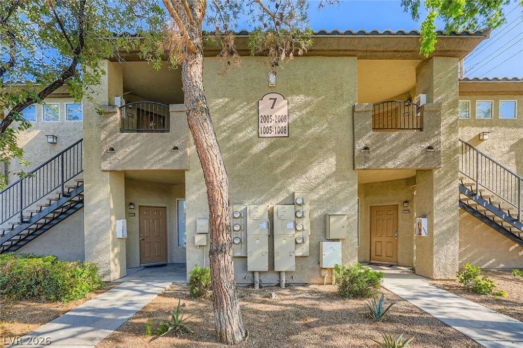 4400 Jones, Las Vegas, NV 89103