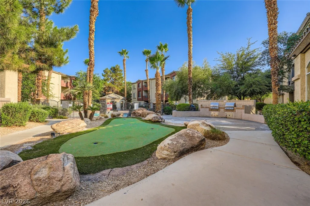 4400 Jones, Las Vegas, NV 89103