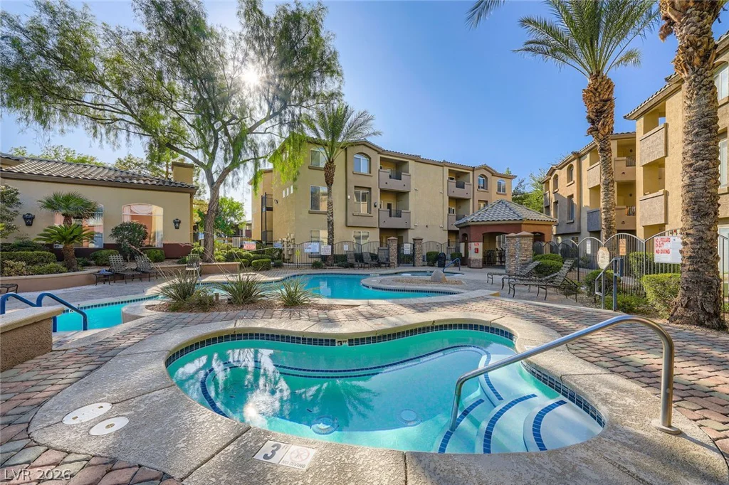 4400 Jones, Las Vegas, NV 89103