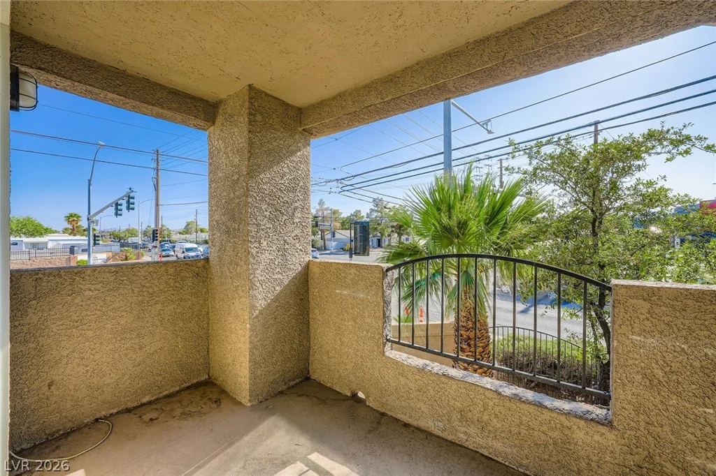 4400 Jones, Las Vegas, NV 89103