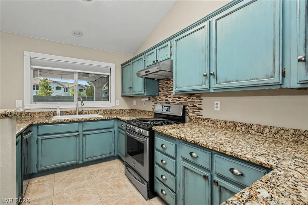 349 Perry Ellis, Henderson, NV 89014