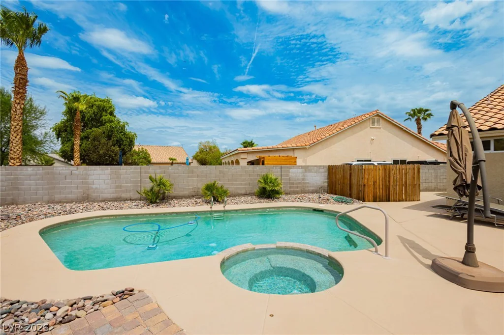 349 Perry Ellis, Henderson, NV 89014