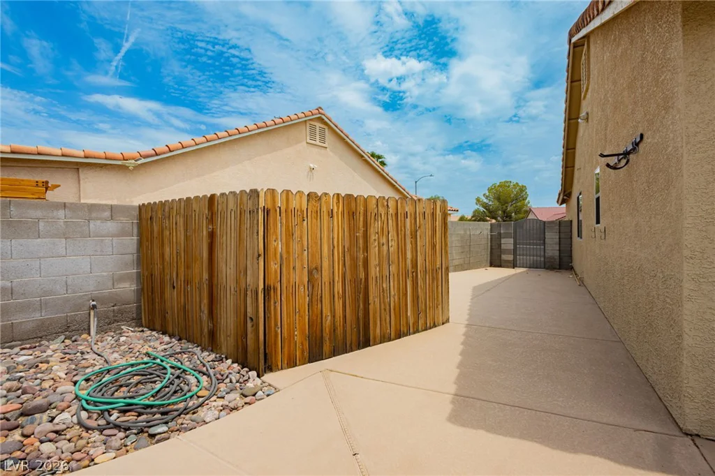 349 Perry Ellis, Henderson, NV 89014