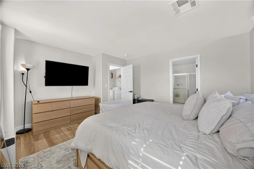 10517 Blanca Peak, Las Vegas, NV 89129