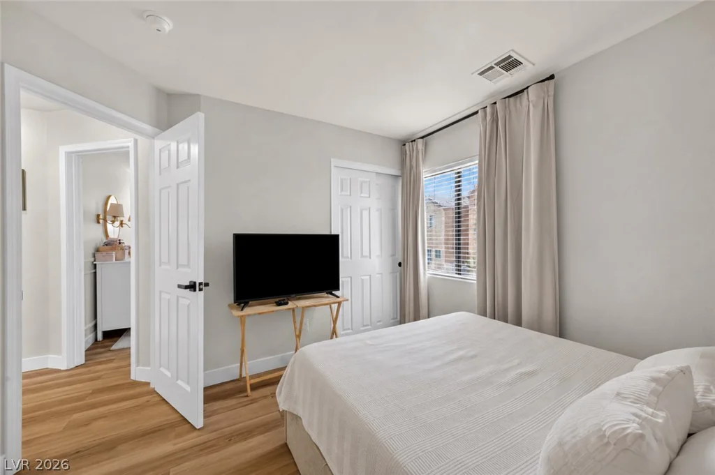 10517 Blanca Peak, Las Vegas, NV 89129
