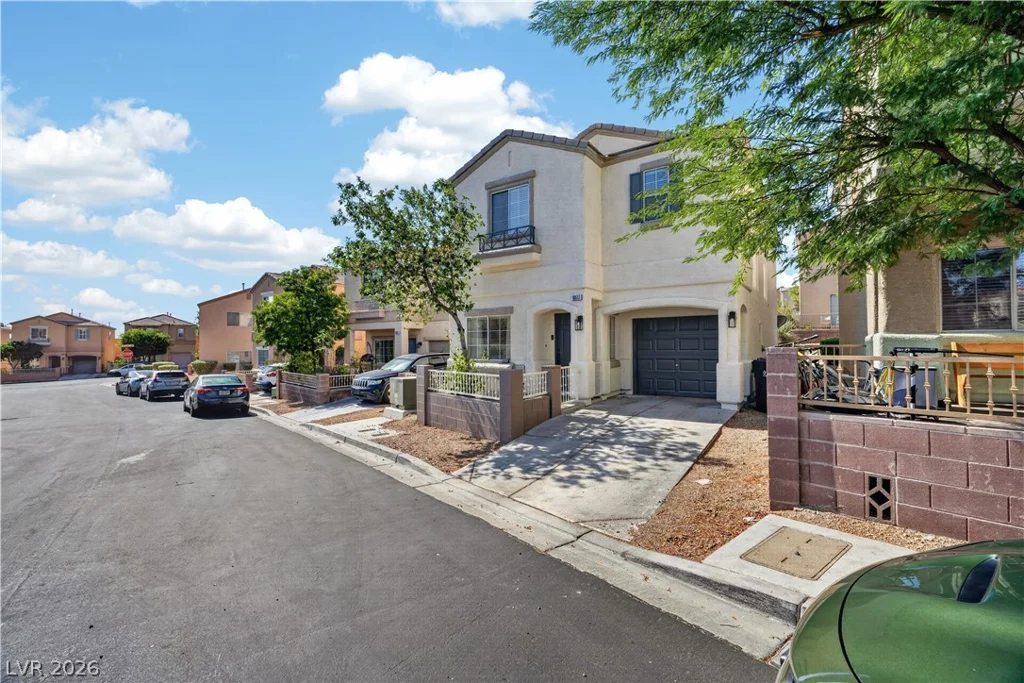 10517 Blanca Peak, Las Vegas, NV 89129