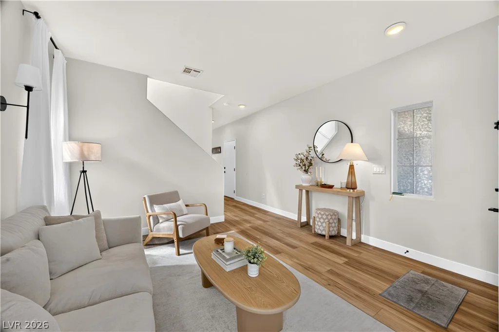 10517 Blanca Peak, Las Vegas, NV 89129