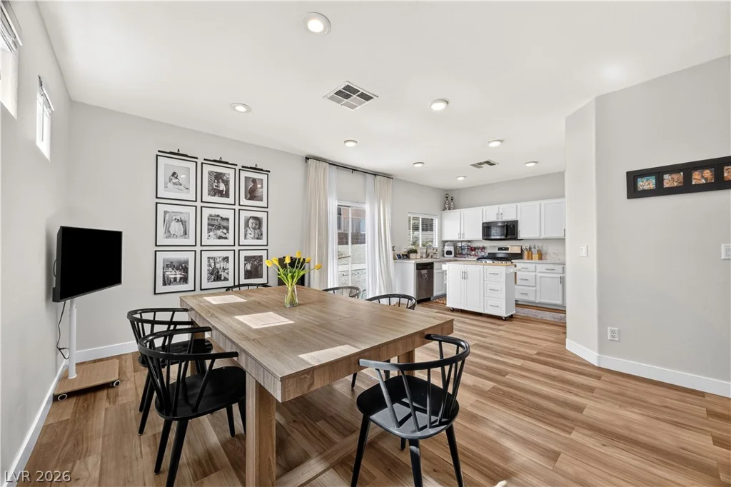 10517 Blanca Peak, Las Vegas, NV 89129