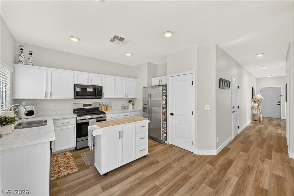 10517 Blanca Peak, Las Vegas, NV 89129