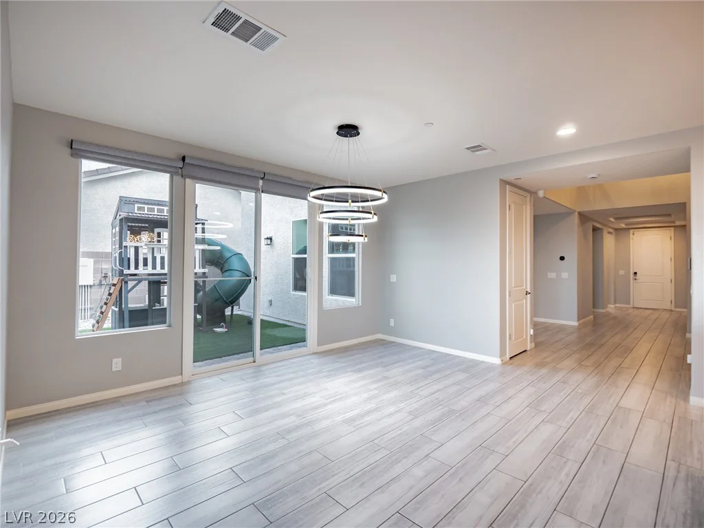4504 Amazing View, Las Vegas, NV 89129