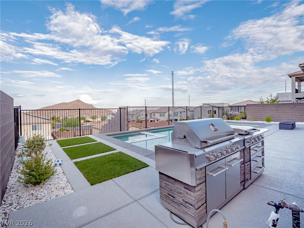 4504 Amazing View, Las Vegas, NV 89129