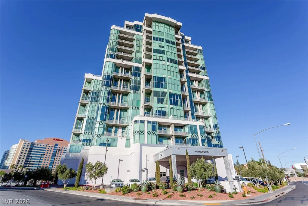 360 Desert Inn, Las Vegas, NV 89109