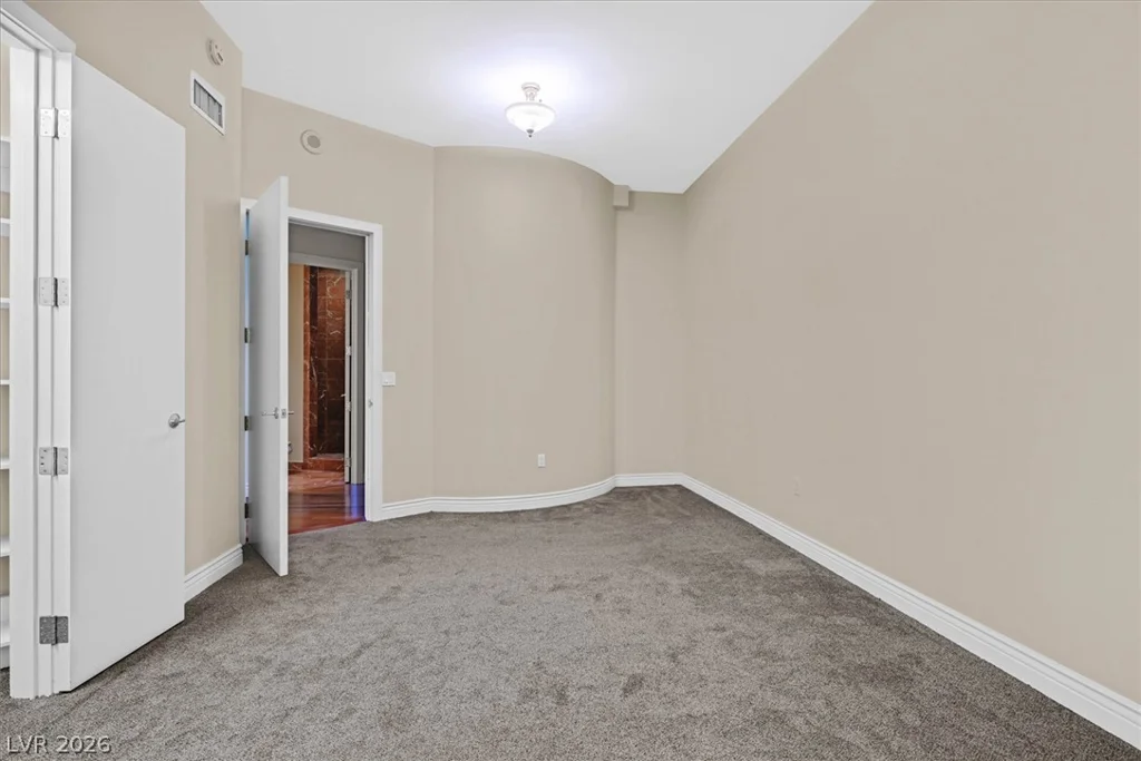 360 Desert Inn, Las Vegas, NV 89109