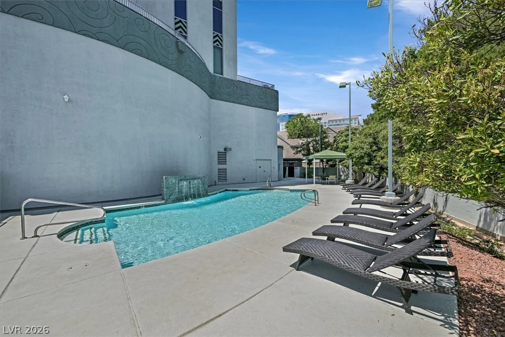 360 Desert Inn, Las Vegas, NV 89109