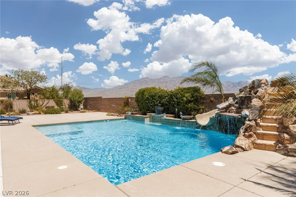 10320 All Seasons, Las Vegas, NV 89131