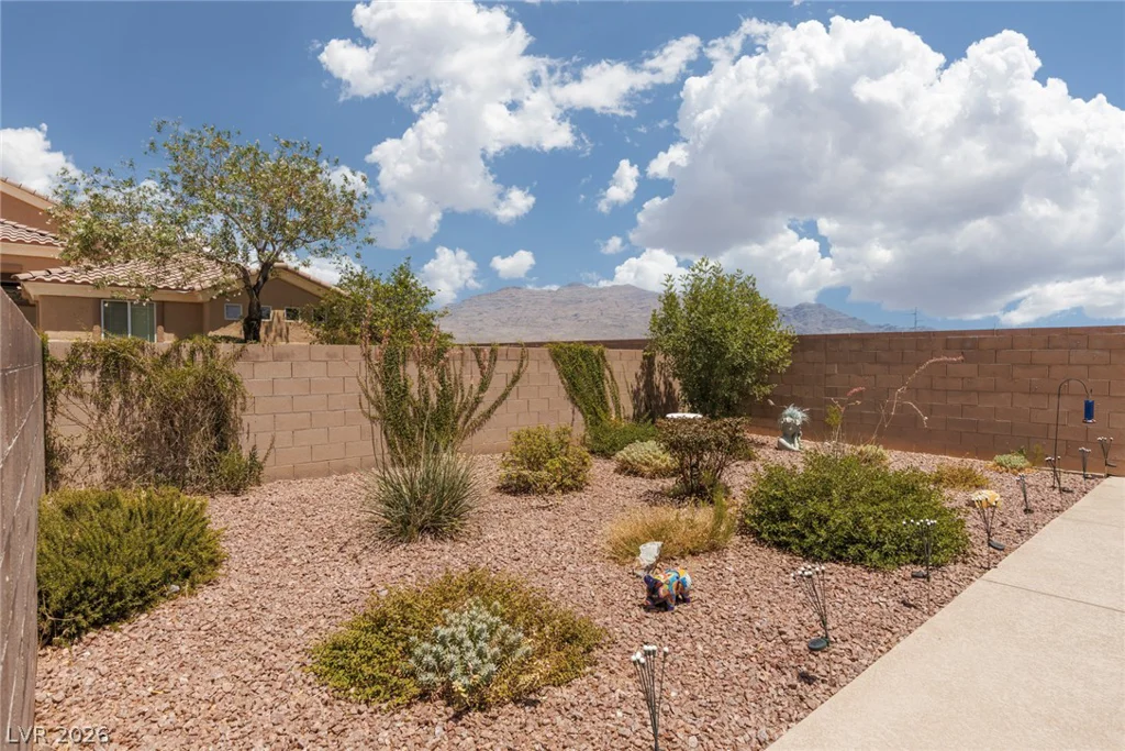 10320 All Seasons, Las Vegas, NV 89131