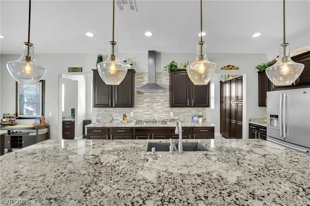 9802 Yellow Shadow, Las Vegas, NV 89149
