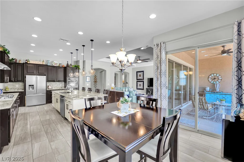 9802 Yellow Shadow, Las Vegas, NV 89149