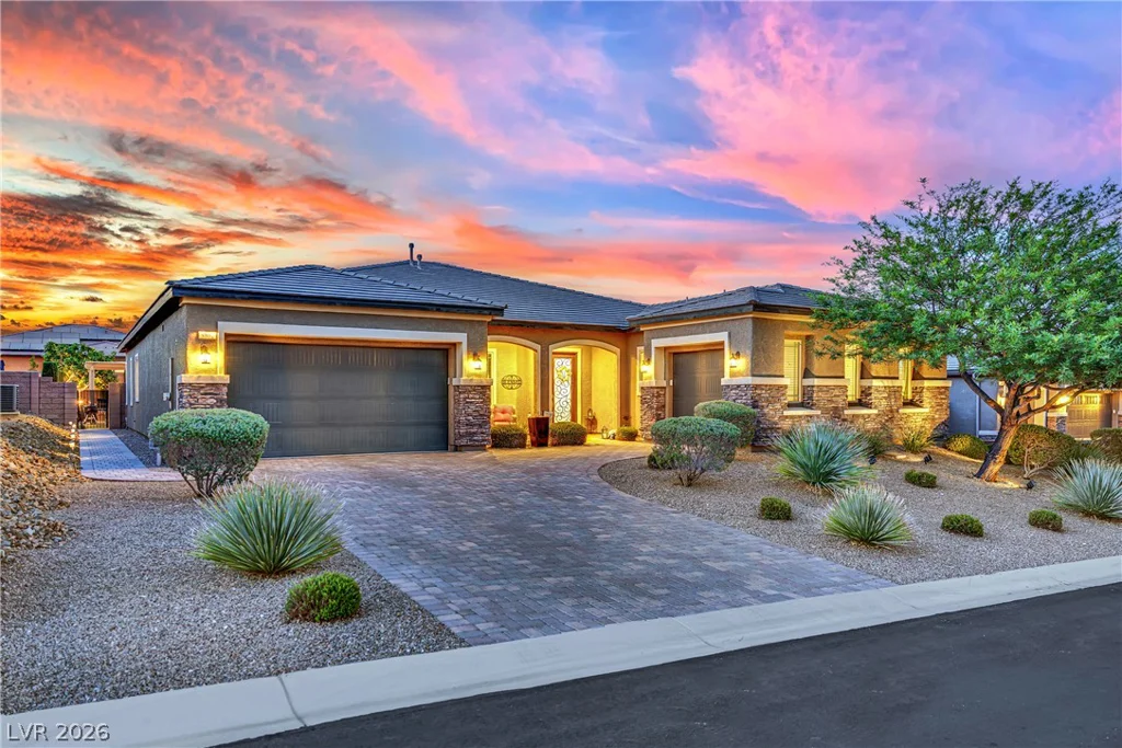 9802 Yellow Shadow, Las Vegas, NV 89149