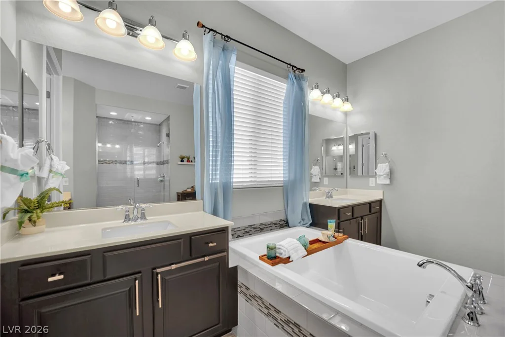 9802 Yellow Shadow, Las Vegas, NV 89149