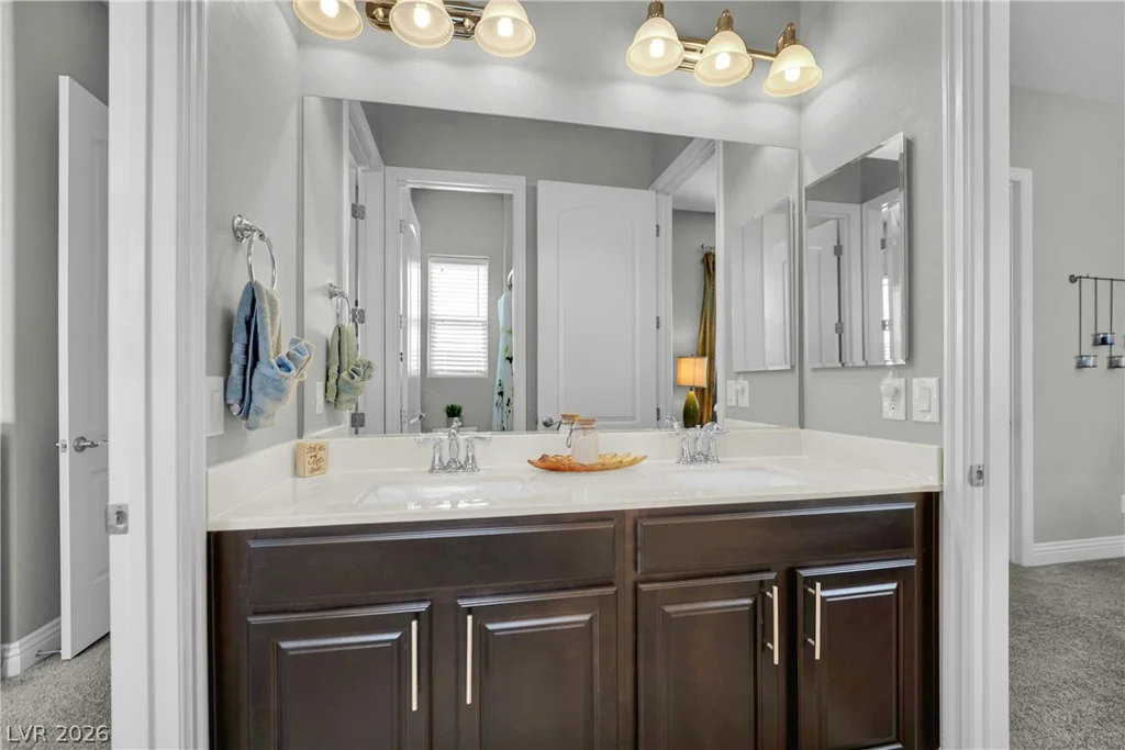 9802 Yellow Shadow, Las Vegas, NV 89149