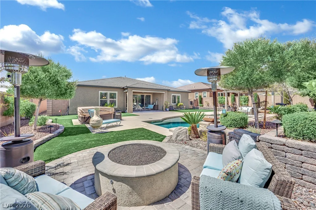 9802 Yellow Shadow, Las Vegas, NV 89149