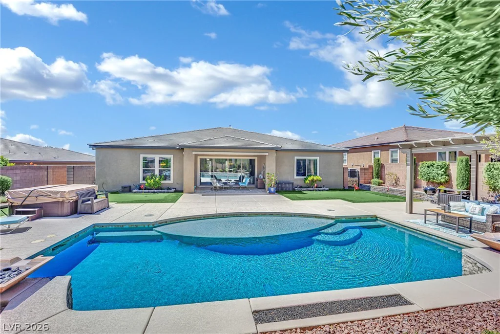 9802 Yellow Shadow, Las Vegas, NV 89149
