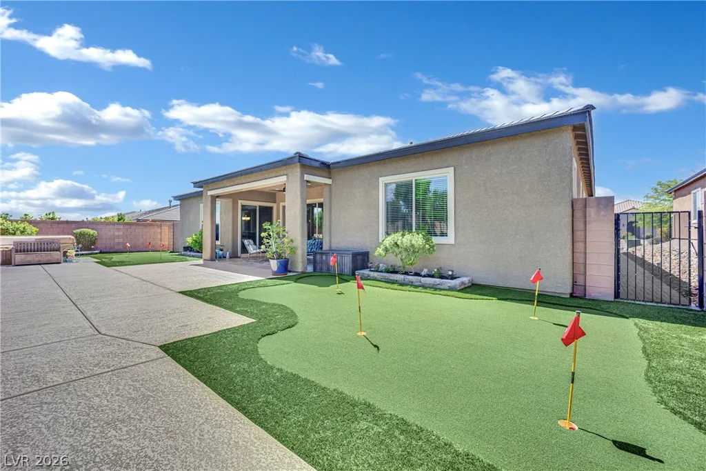 9802 Yellow Shadow, Las Vegas, NV 89149