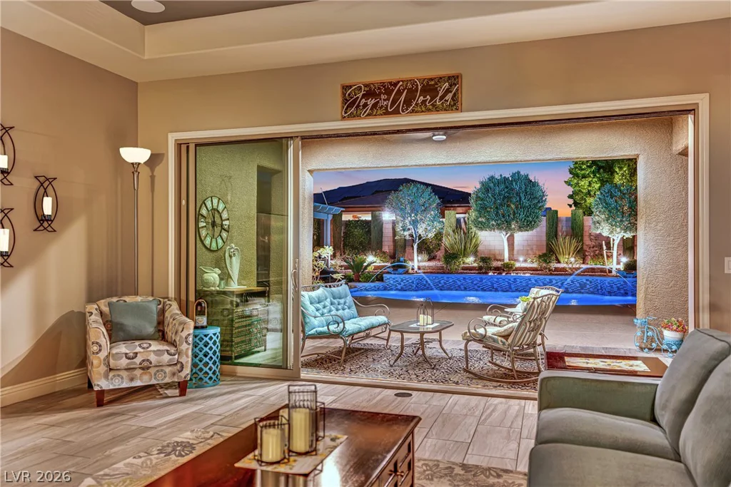 9802 Yellow Shadow, Las Vegas, NV 89149