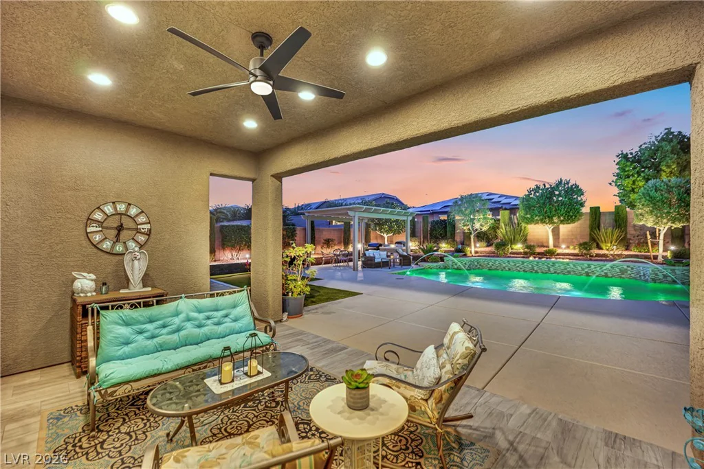 9802 Yellow Shadow, Las Vegas, NV 89149