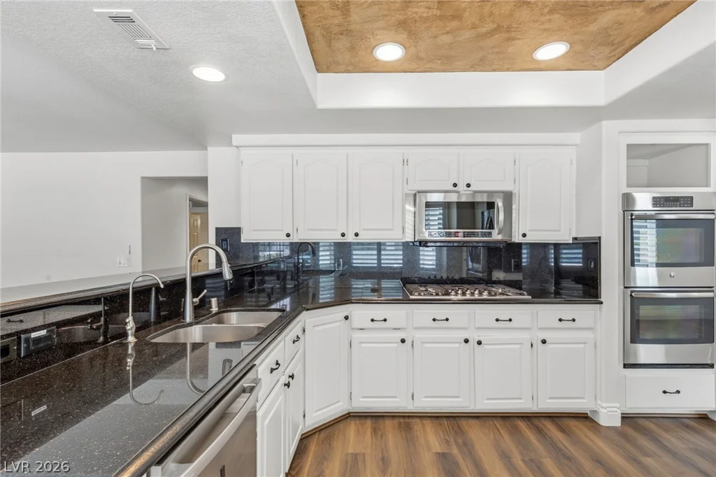 2005 Marble Gorge, Las Vegas, NV 89117