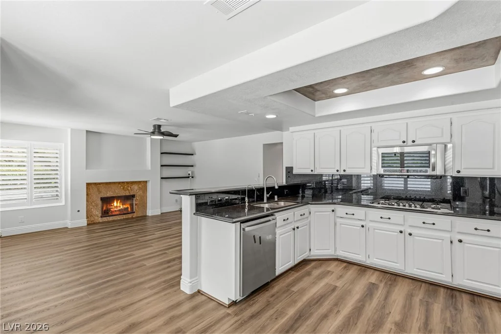 2005 Marble Gorge, Las Vegas, NV 89117