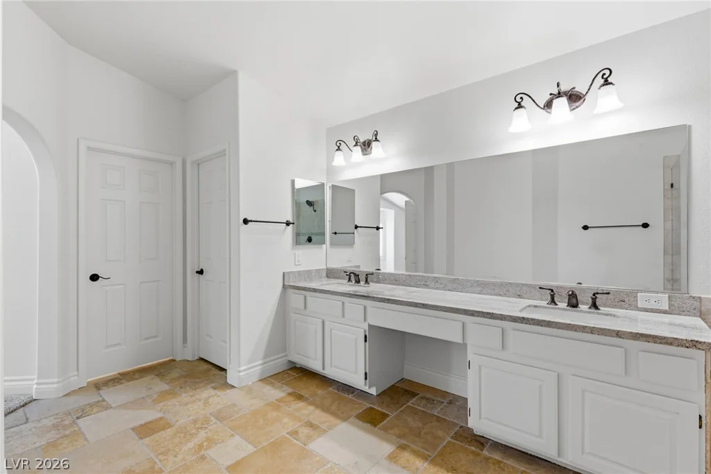 2005 Marble Gorge, Las Vegas, NV 89117