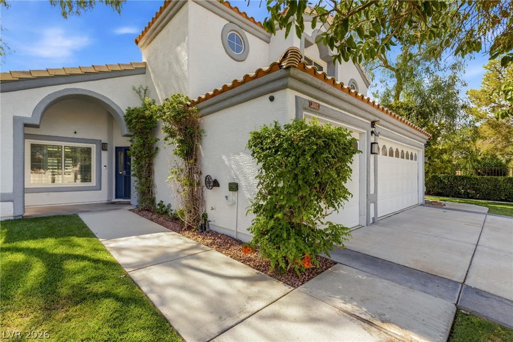 2005 Marble Gorge, Las Vegas, NV 89117