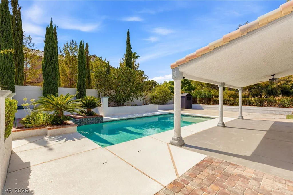 2005 Marble Gorge, Las Vegas, NV 89117