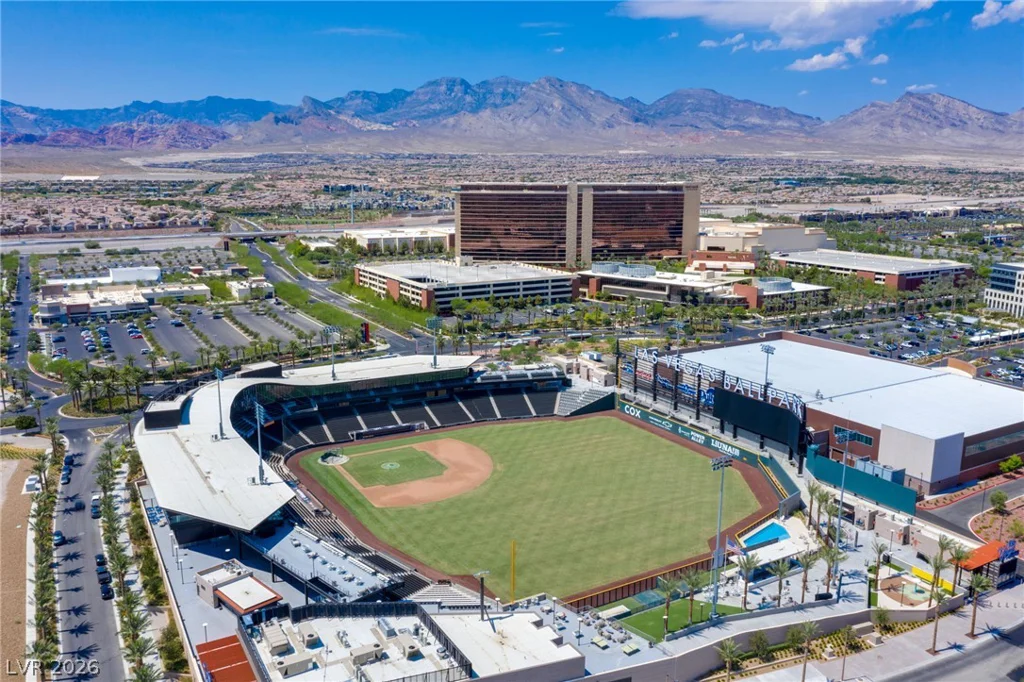 2005 Marble Gorge, Las Vegas, NV 89117