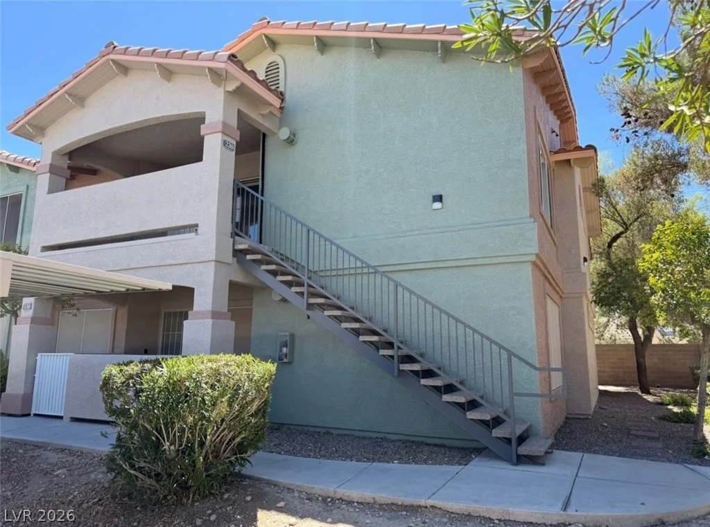 8450 Alta, Las Vegas, NV 89145